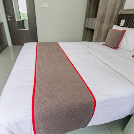 Hotel O Apartment Riverdale Cikarang Near Sgc Mall Бекаси Екстериор снимка